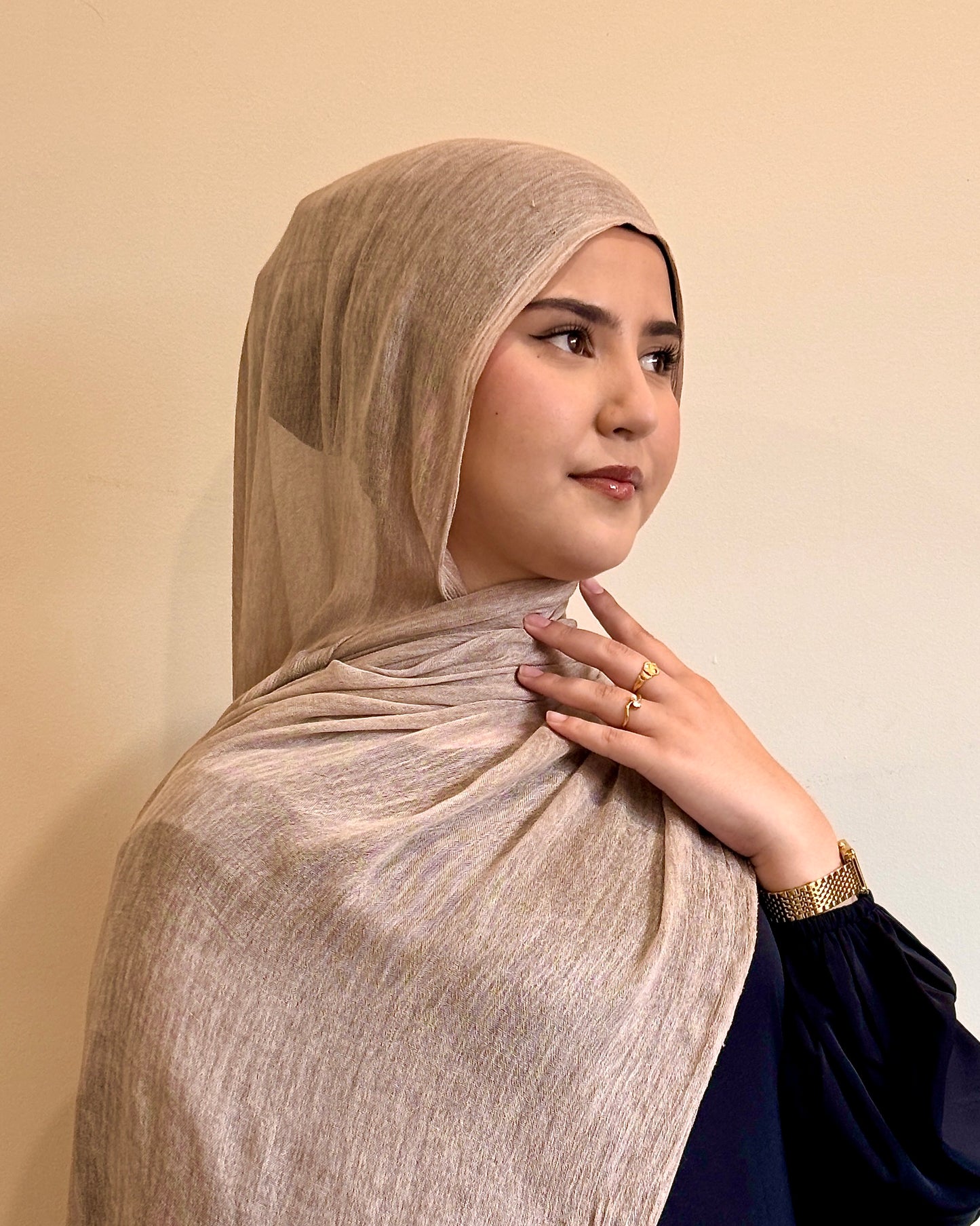 Crinkle Viscose Hijab | Soft Taupe